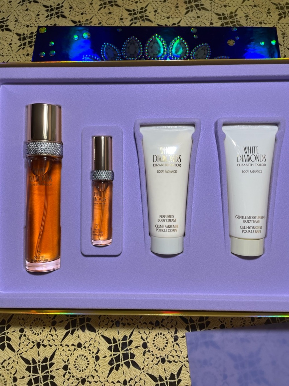 White Diamonds by Elizabeth Taylor - Women's Fragrance & Body Set - White